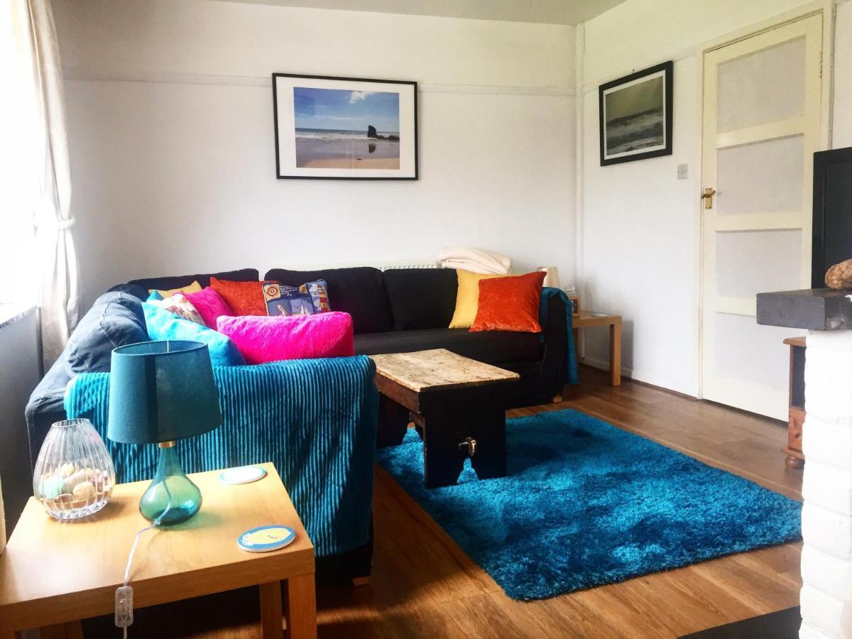 Sea Bean 2 Bedroom House Tenby Pet Friendly Holiday home *