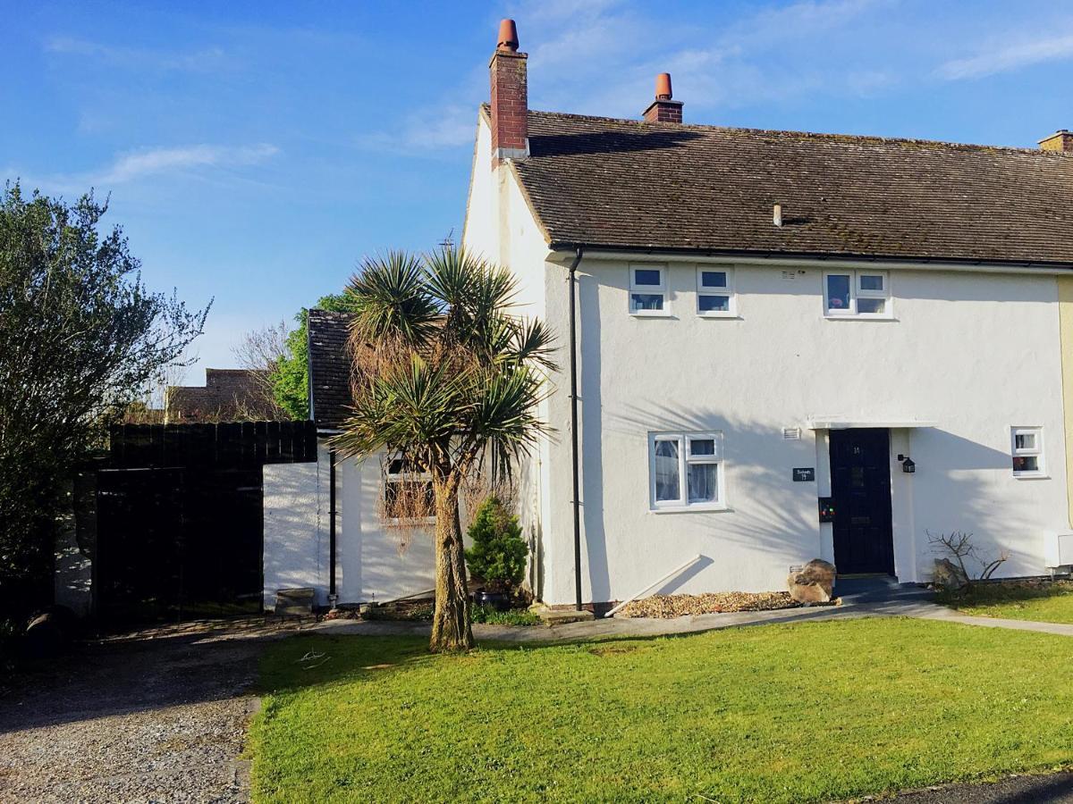 Sea Bean 2 Bedroom House Tenby Pet Friendly